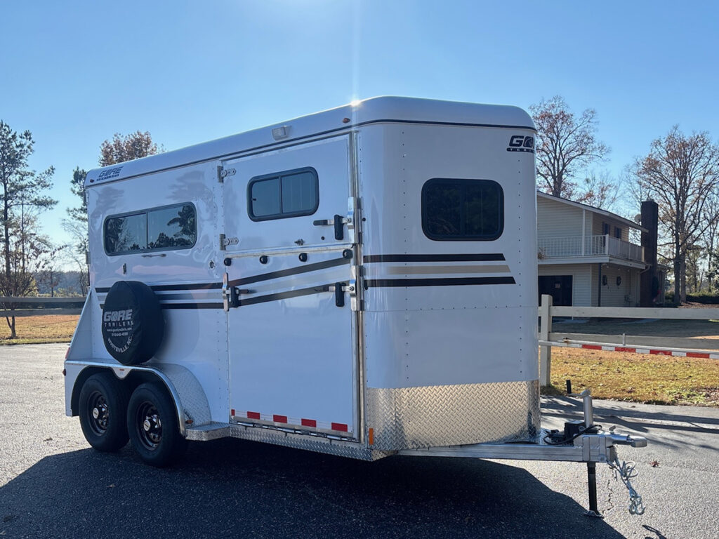 [#1A] Two Horse Pull Type Trailer with Side Ramp - Gore Trailers