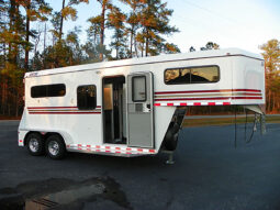 [#2] Two Horse Center Walk Through Pull Type Trailer with Dressing Room