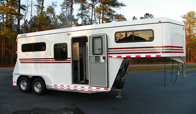 [#2] Two Horse Center Walk Through Pull Type Trailer with Dressing Room full