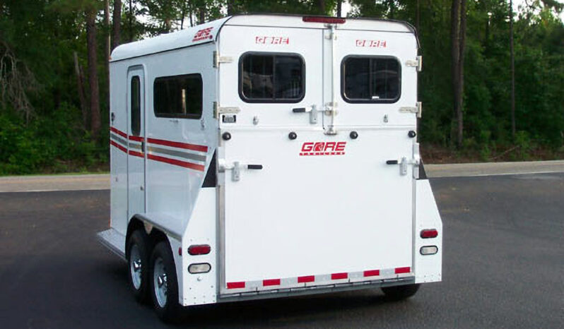 [#3A] Two Horse Pull Type Trailer with Side Ramp and Dressing Room full