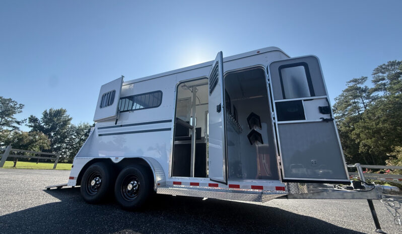 [#3] Two Horse Pull Type Trailer with Dressing Room full