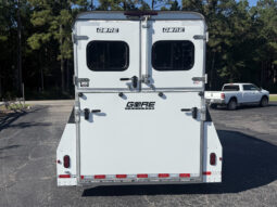 [#3] Two Horse Pull Type Trailer with Dressing Room