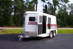 [#8] Two Horse Slant Load Pull Type Trailer with Tack and Dressing Room with Extruded Sides