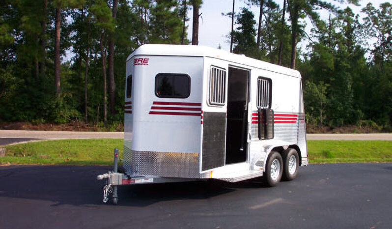 [#8] Two Horse Slant Load Pull Type Trailer with Tack and Dressing Room with Extruded Sides full