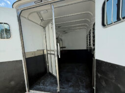 [#9] Three Horse Slant Load Pull Type Trailer with Tack and Dressing Room with Extruded Sides full