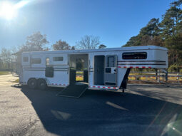 [#11B] Two + 1 Horse Gooseneck Trailer with Side Ramp and Dressing Room full