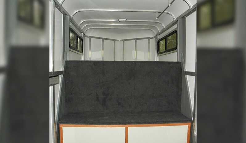 [#17] Four Horse Slant Load Gooseneck with Tack and Dressing Area with Extruded Sides full