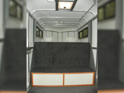 [#19] Six Horse Slant Load Gooseneck with Tack and Dressing Area with Extruded Sides