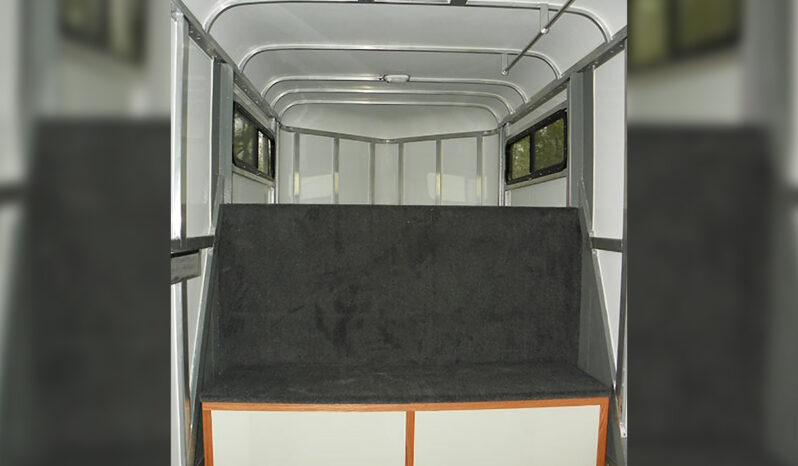 [#19] Six Horse Slant Load Gooseneck with Tack and Dressing Area with Extruded Sides full