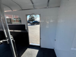 [#11A] Two Horse Gooseneck Trailer with Side Ramp and Dressing Room