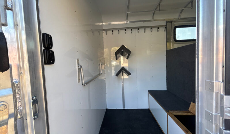 [#11A] Two Horse Gooseneck Trailer with Side Ramp and Dressing Room full