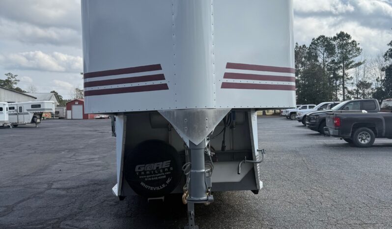 Used 2000 GORE White Aluminum Deluxe Thoroughbred 2 Horse Gooseneck Trailer with 4′ Dressing Room full