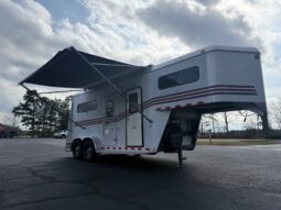 Used 2000 GORE White Aluminum Deluxe Thoroughbred 2 Horse Gooseneck Trailer with 4′ Dressing Room full